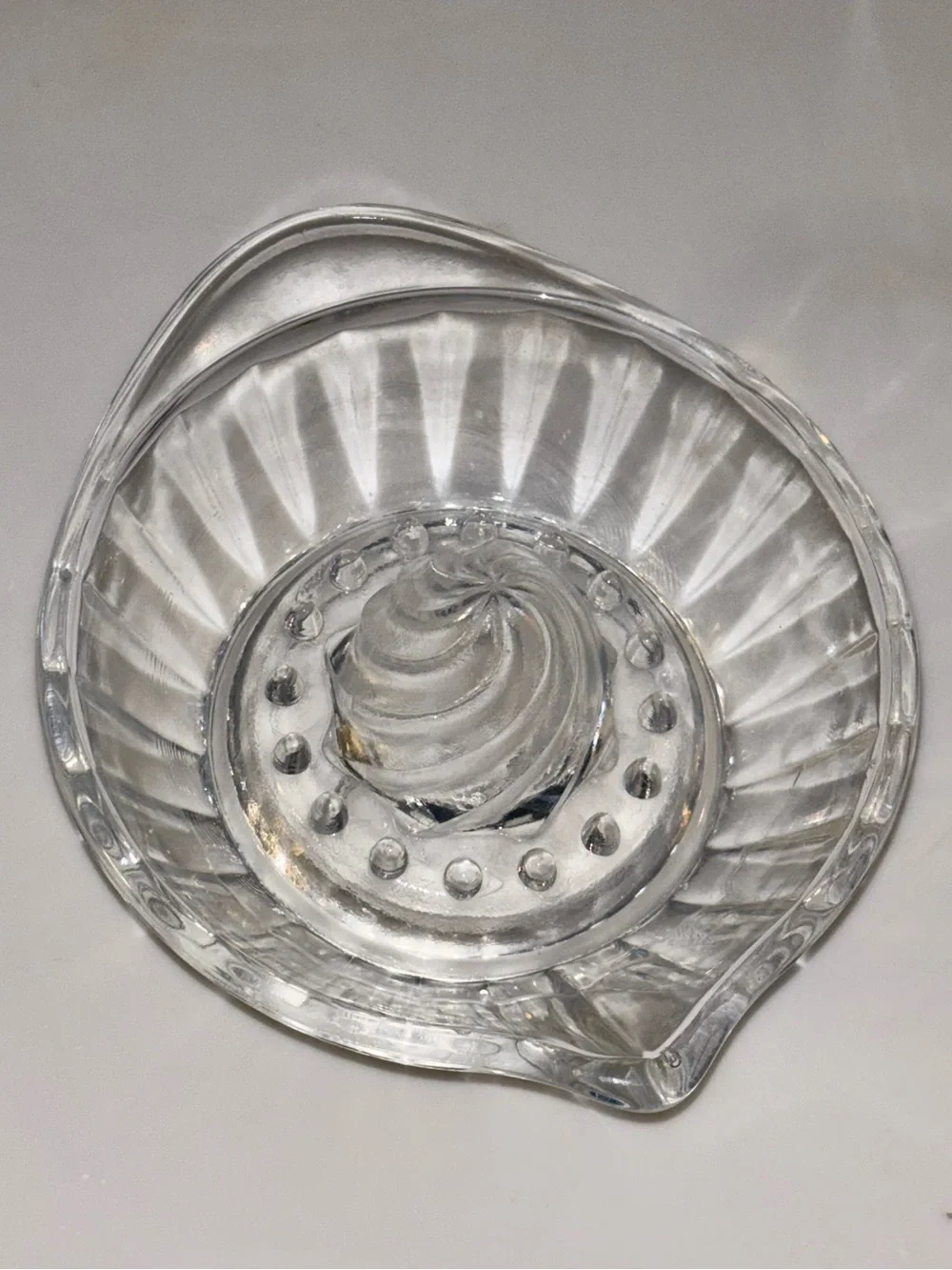 Vintage Clear Glass Citrus Juicer Orange Lemon Lime Juice Reamer Ribbed
